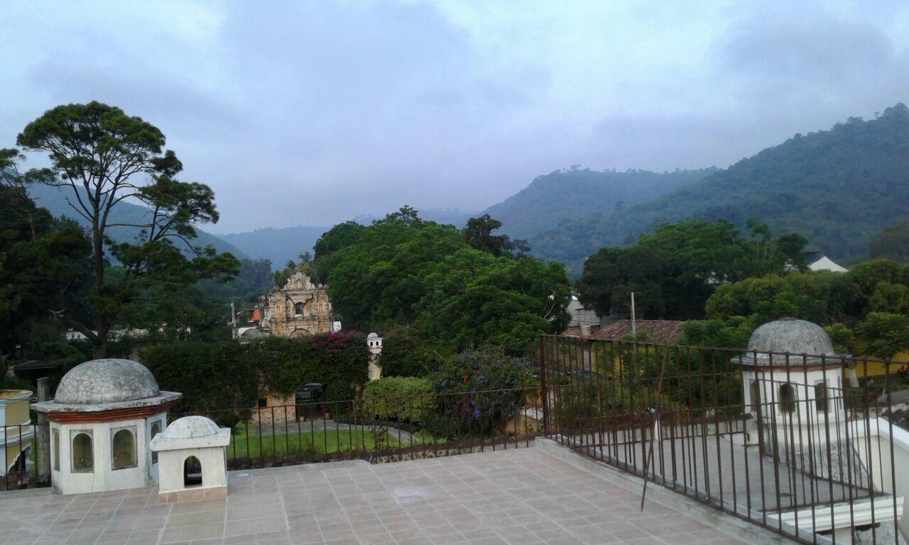 La Casa De La Alameda Bed & Breakfast Antigua Ngoại thất bức ảnh