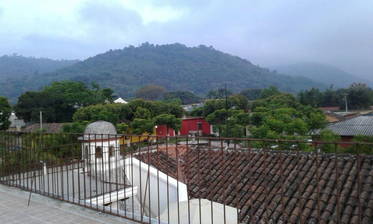 La Casa De La Alameda Bed & Breakfast Antigua Ngoại thất bức ảnh