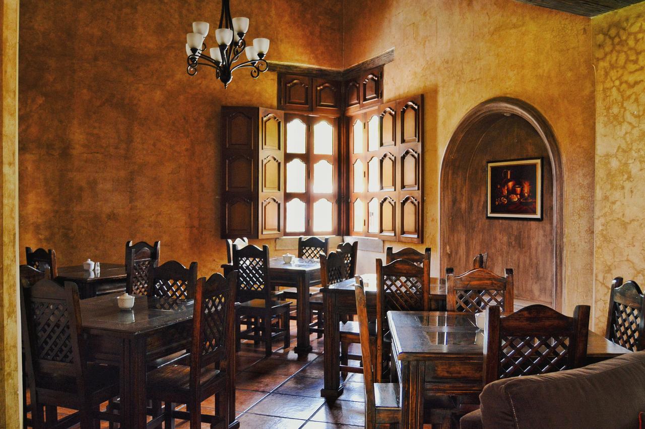 La Casa De La Alameda Bed & Breakfast Antigua Ngoại thất bức ảnh