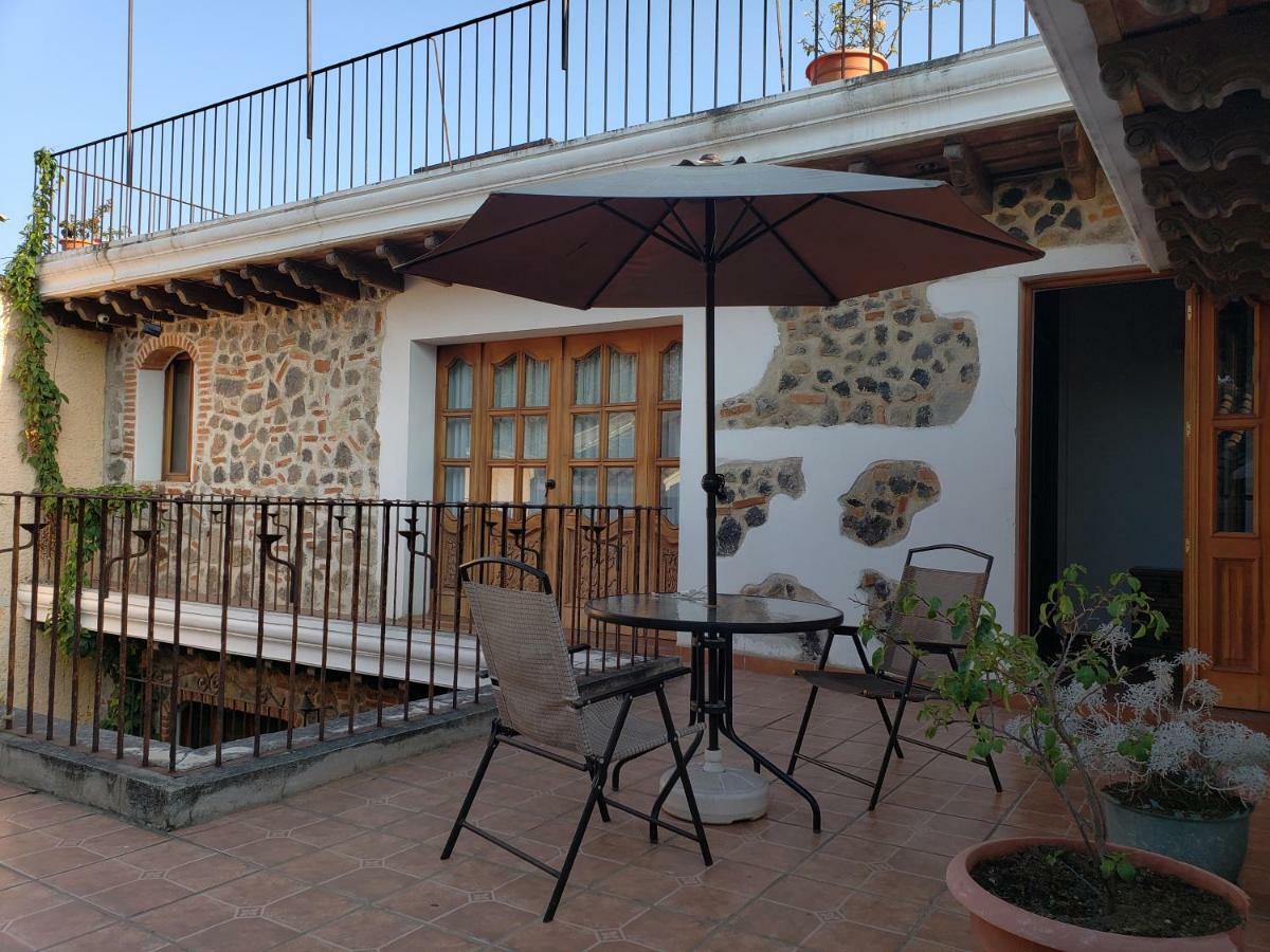 La Casa De La Alameda Bed & Breakfast Antigua Ngoại thất bức ảnh